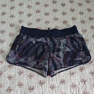 Patagonia Women’s Navy Athletic Shorts with Multicolor Leaf Stripe Print Size S